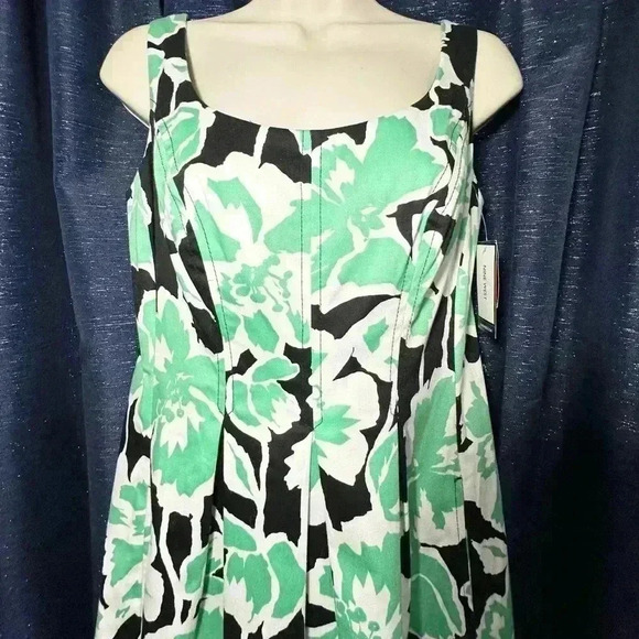 Nine West Women’s Black & Green Floral  Dress - Picture 4 of 16